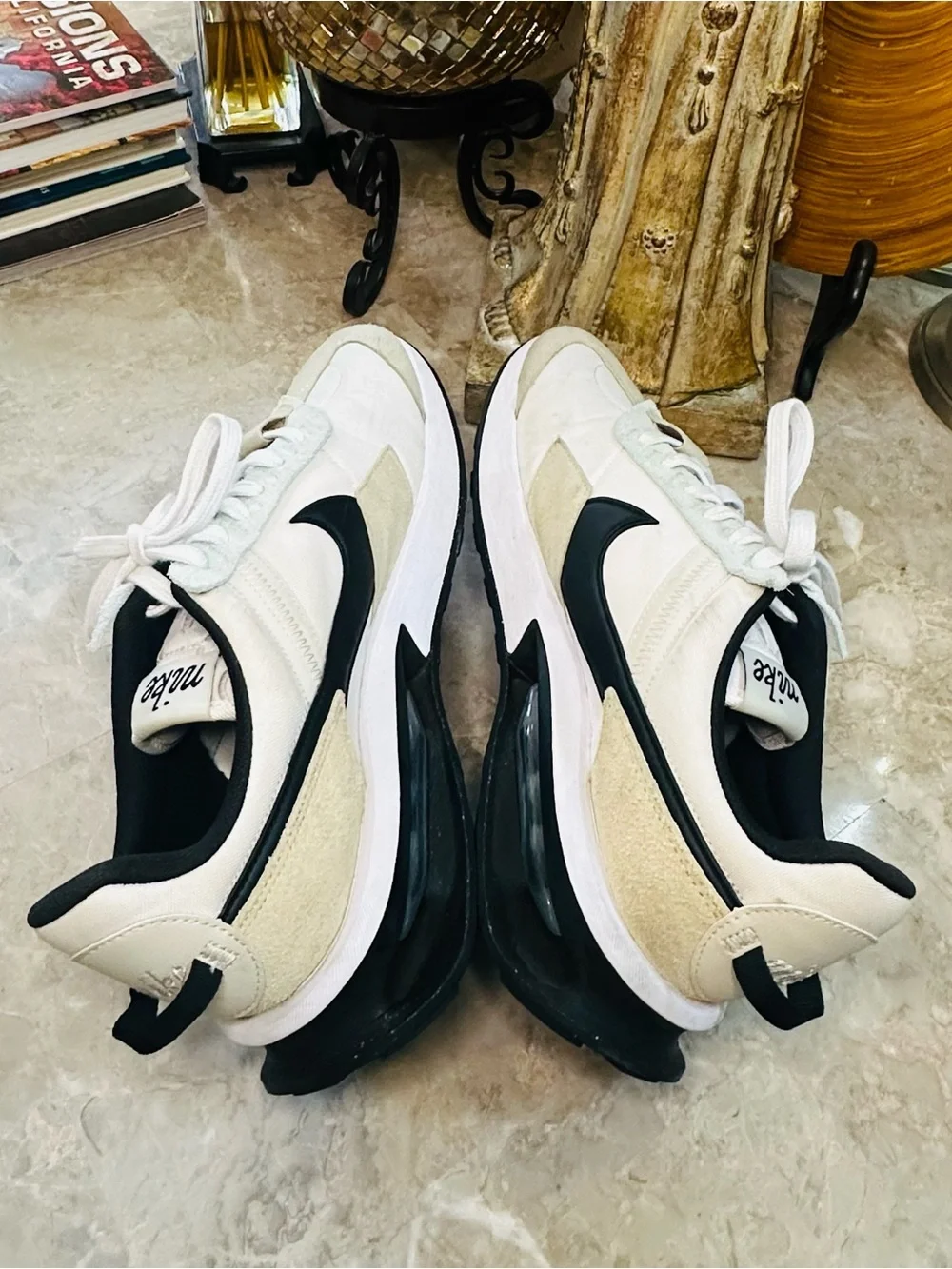 Nike Air Max Pre Day Mens Sneakers Shoes Size 10 Summit White Black DC5331-001